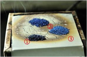 步驟四：實驗結(jié)果染色砂顏色褪去，燒結(jié)砂略微褪色 陶瓷砂顏色不變